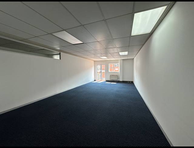 60.40M² OFFICE TO LET IN CENTURION CENTRAL